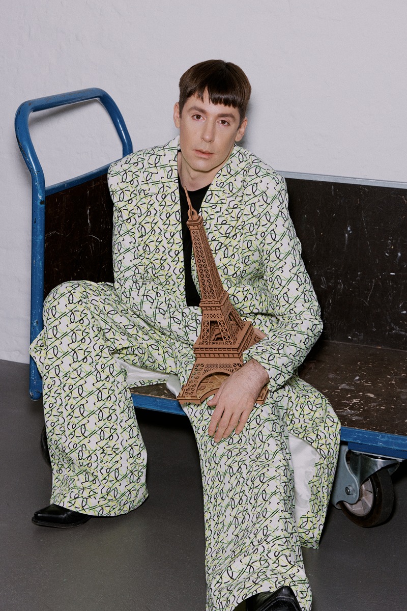 PARIS FASHION WEEK DEBUT